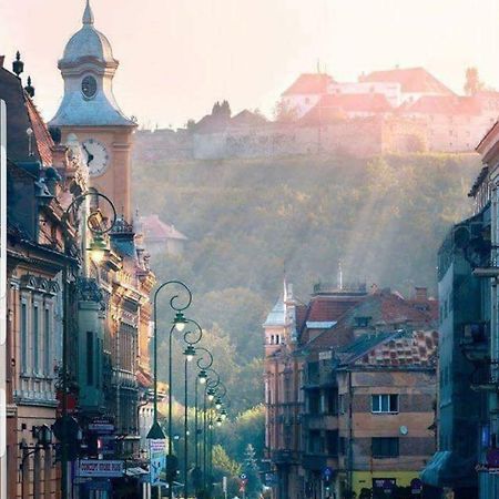 Strada Republicii Nr 26 Daire Braşov Dış mekan fotoğraf